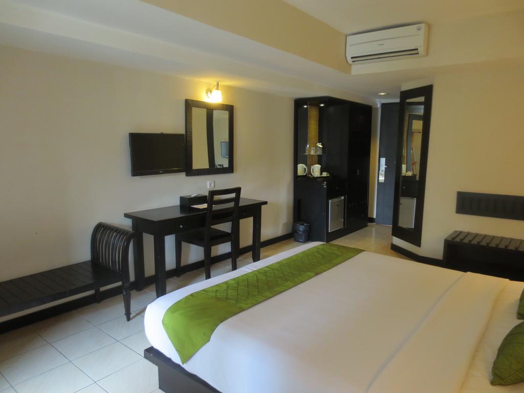 Losari Hotel & Villas Kuta Bali Legian  Exterior photo