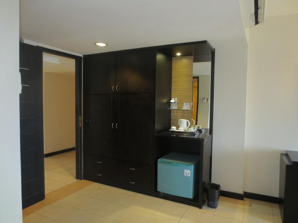 Losari Hotel & Villas Kuta Bali Legian  Exterior photo