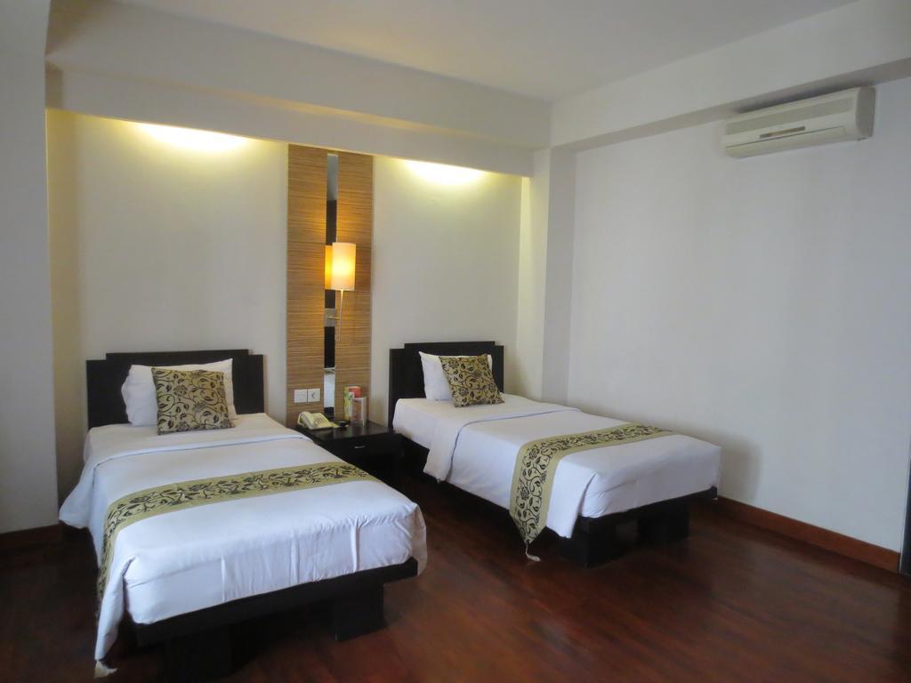 Losari Hotel & Villas Kuta Bali Legian  Exterior photo